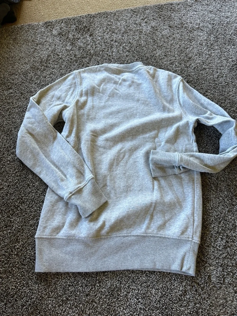 Goodfellow & Co Light Gray Crewneck Sweatshirt Unisex Relax Saturday Comfy Small - Picture 5 of 5